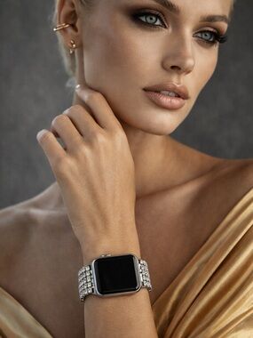 Luxe Crystal Apple Watch Bracelet ✨ Statement Jewelry Band | Silver Bling Strap
